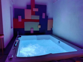 La stratodda Suite con Jacuzzi in appartamento privato vicino al MARE